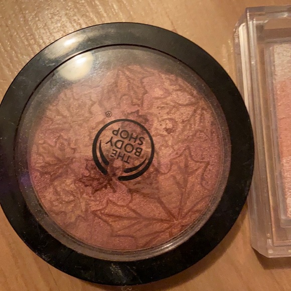 Spoil yourself!!! God knows you deserve it.🥰🥰🥰 - Picture 2 of 3